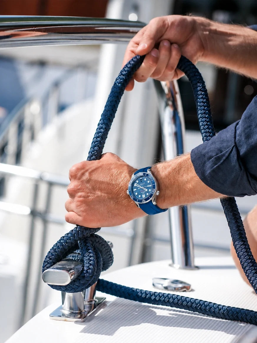 Omega Seamaster Diver 300M Blue Rubber