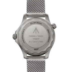 Omega Seamaster Diver 300M Edição 007
