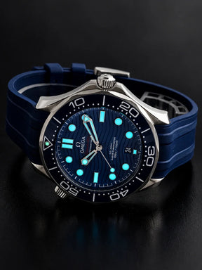 Omega Seamaster Diver 300M Blue Rubber