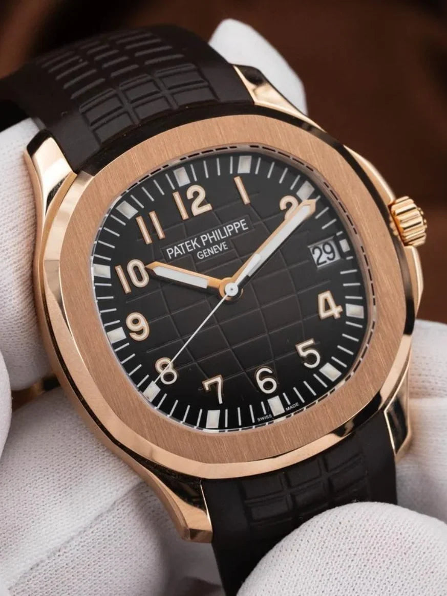 Patek Philippe. Aquanaut 5167 Rose Gold & Dark Brown